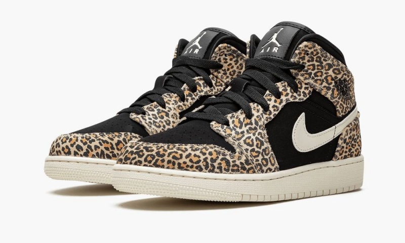 Nike Air Jordan 1 Mid SE (GS) 'Cheetah' Lasten Kengät Mustat Valkoinen | 146GTRJCI