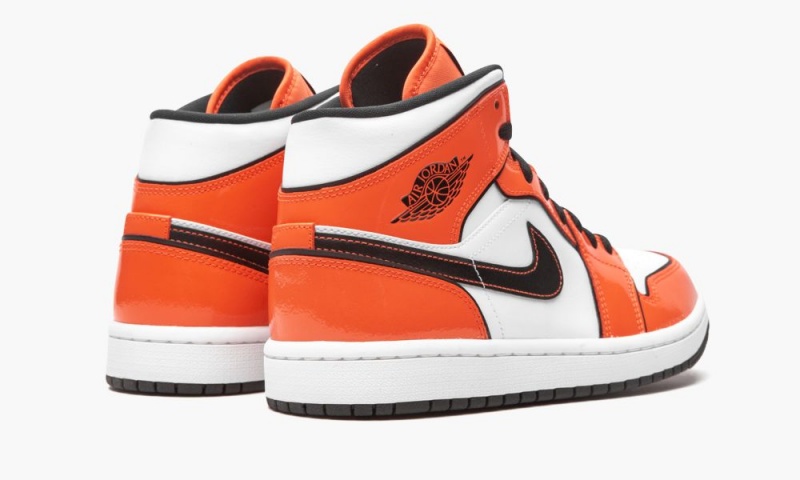 Nike Air Jordan 1 Mid SE 'Turf Orange' Miesten Kengät Oranssi Mustat Valkoinen | 798XEBFSU