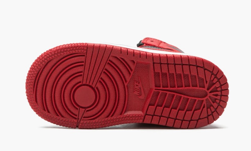 Nike Air Jordan 1 Mid TD 'Banned 2020' Lasten Kengät Mustat Punainen Valkoinen | 847FENOIB