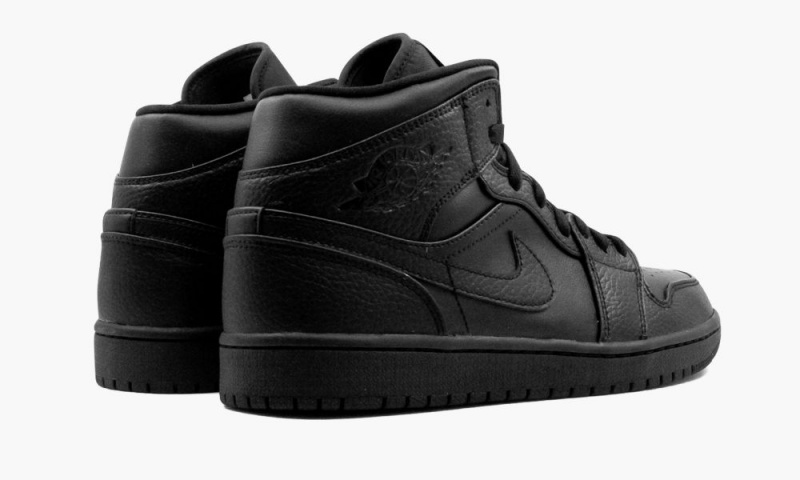 Nike Air Jordan 1 Mid 'Triple Black' Miesten Kengät Mustat | 875HPDMIC