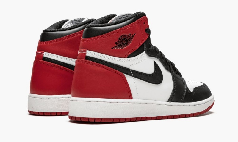 Nike Air Jordan 1 Retro High OG BG Lasten Kengät Valkoinen Mustat Punainen | 152UMRXOA