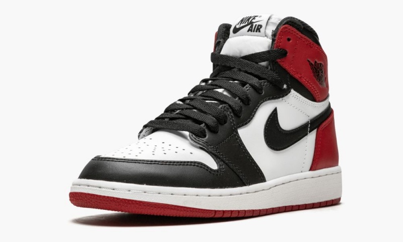 Nike Air Jordan 1 Retro High OG BG Lasten Kengät Valkoinen Mustat Punainen | 152UMRXOA