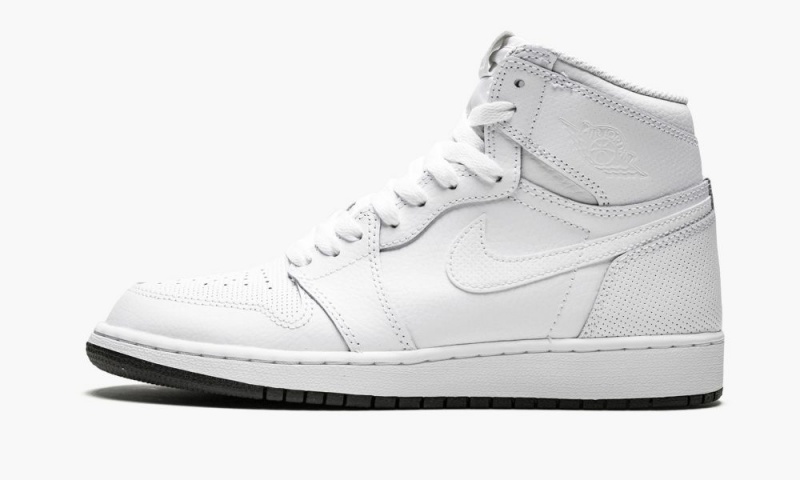 Nike Air Jordan 1 Retro High OG BG \'Perforated\' Lasten Kengät Valkoinen Mustat | 648TZAUNF