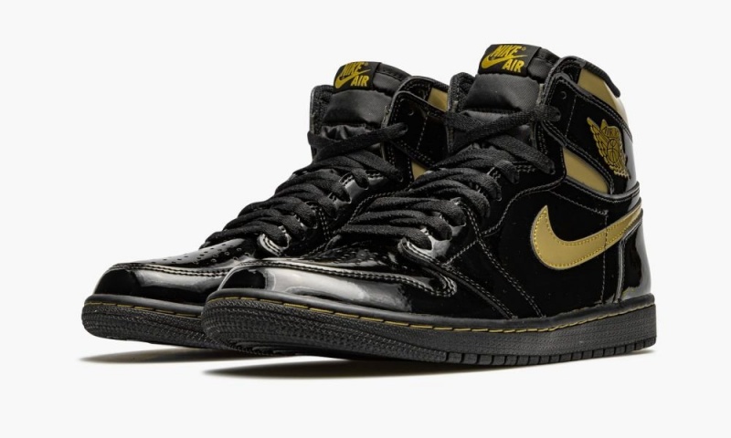Nike Air Jordan 1 Retro High OG 'Black Metallic Gold' Miesten Kengät Mustat Metal Kultaiset | 648LSYOVX
