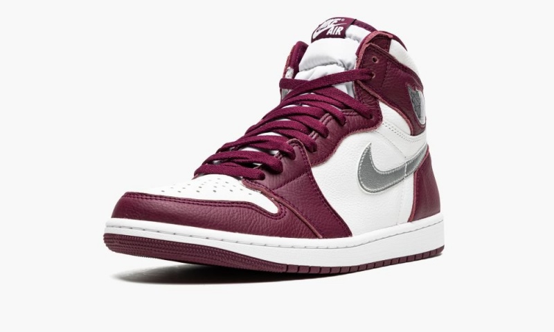 Nike Air Jordan 1 Retro High OG 'Bordeaux' Miesten Kengät Viininpunainen Valkoinen Metal Hopea | 901FEHCUY