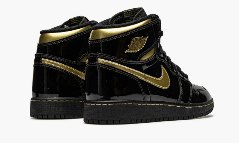 Nike Air Jordan 1 Retro High OG GS 'Black Metallic Gold' Lasten Kengät Mustat Metal Kultaiset | 294DTMIXZ