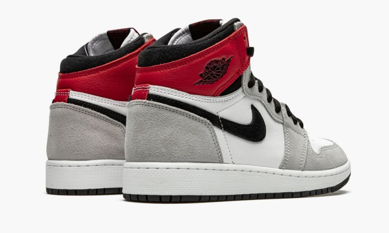 Nike Air Jordan 1 Retro High OG GS 'Light Smoke Grey' Lasten Kengät Valkoinen Mustat Vaaleanharmaat | 840VBNOEL