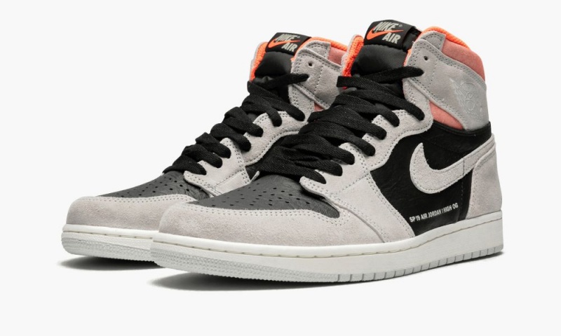 Nike Air Jordan 1 Retro High OG 'Neutraalit Grey/Hyper Crimson' Miesten Kengät Harmaat Mustat | 147TWYOKQ