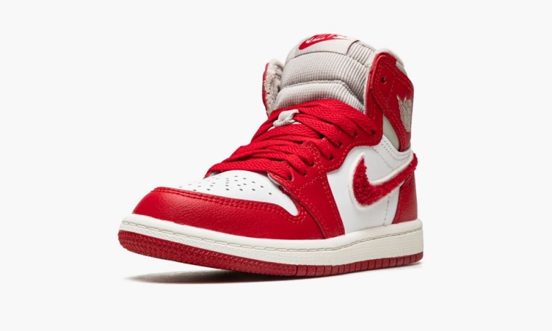 Nike Air Jordan 1 Retro High OG PS 'Varsity Red' Lasten Kengät Valkoinen Pinkki Punainen | 946EPSMKX