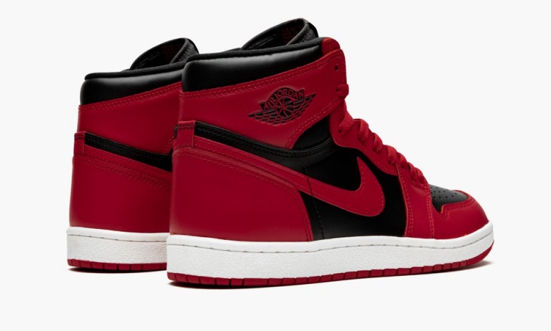 Nike Air Jordan 1 Retro High OG 'Varsity Red' Miesten Kengät Punainen Mustat | 784RFDOXV