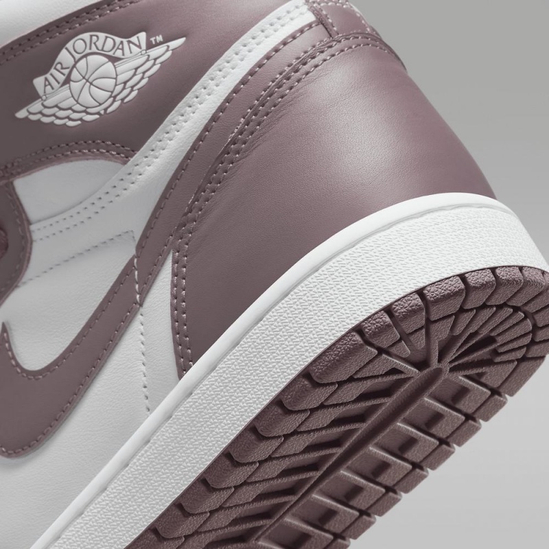 Nike Air Jordan 1 Retro High OG 