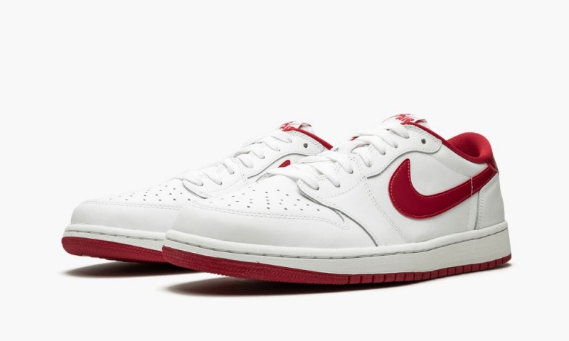 Nike Air Jordan 1 Retro Low OG 'White / Varsity Red' Miesten Kengät Valkoinen Punainen | 714NFGRXY
