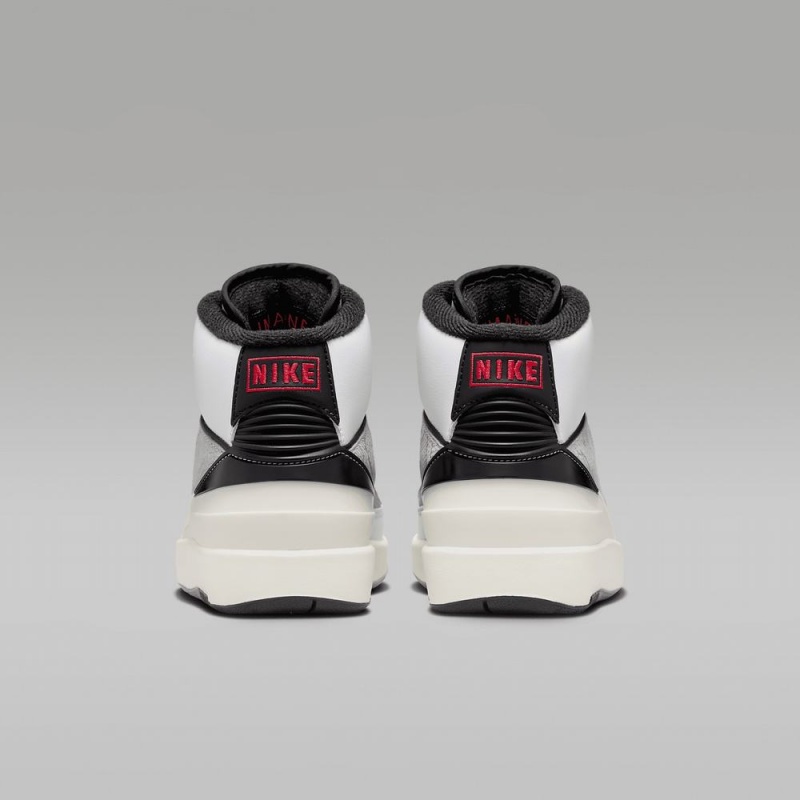 Nike Air Jordan 2 Retro 