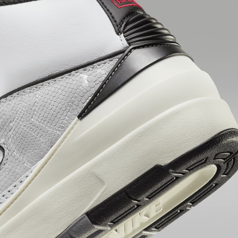 Nike Air Jordan 2 Retro 