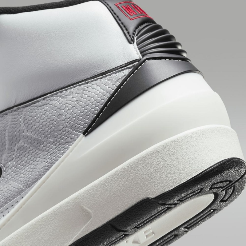 Nike Air Jordan 2 Retro 