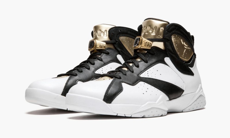 Nike Air Jordan 7 Retro C&C 'Champagne' Miesten Kengät Valkoinen Metal Kultaiset Mustat | 267XPSOIC