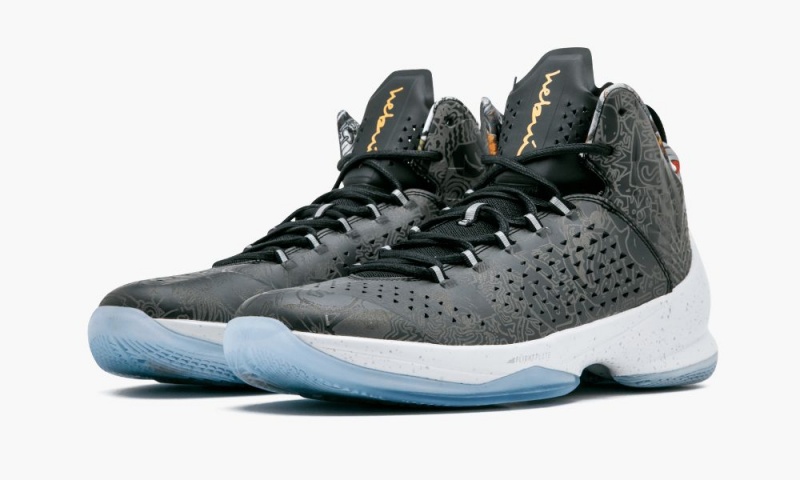 Nike Air Jordan Melo M11 HEBRU Miesten Kengät Mustat Hopea Valkoinen | 149FBSXIL