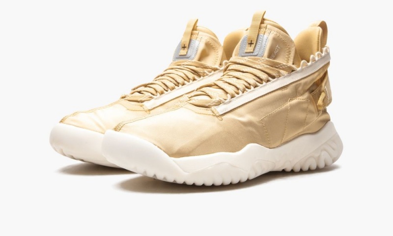 Nike Air Jordan Proto React Miesten Kengät Vaaleankerma Mustat Kultaiset | 435OSWELP