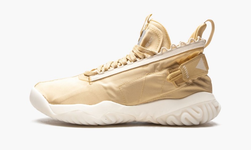 Nike Air Jordan Proto React Miesten Kengät Vaaleankerma Mustat Kultaiset | 435OSWELP