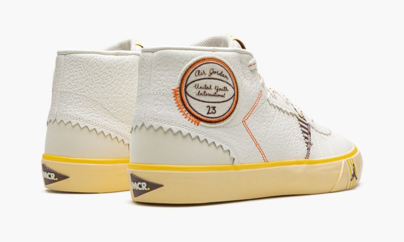 Nike Air Jordan Series Mid 'Maison Chateau Rouge' Miesten Kengät Ruskea | 576CWGUTY