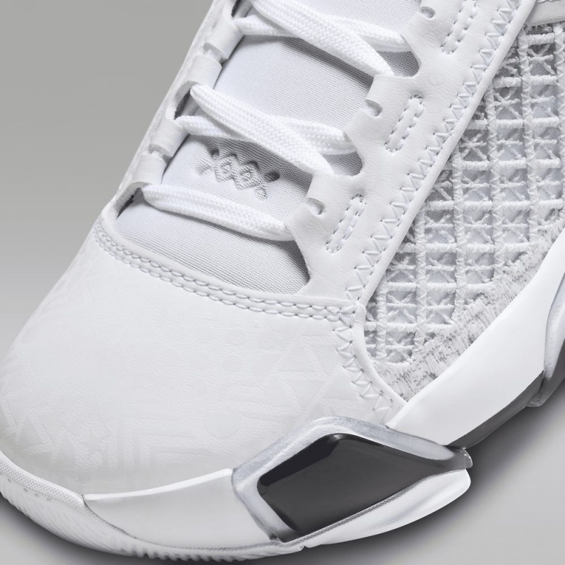 Nike Air Jordan XXXVIII 