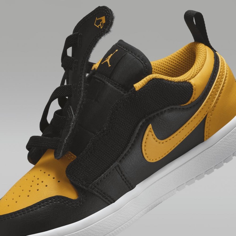 Nike Jordan 1 Low Alt Lasten Kengät Mustat Keltainen | 263EZYMHP