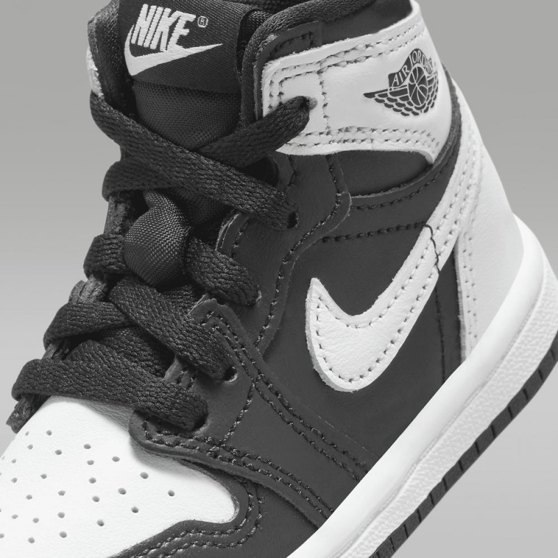 Nike Jordan 1 Retro High OG 