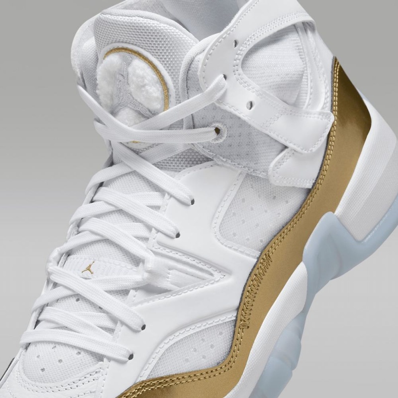 Nike Jumpman Two Trey Naisten Kengät Valkoinen Metal Kultaiset | 025HFWERG