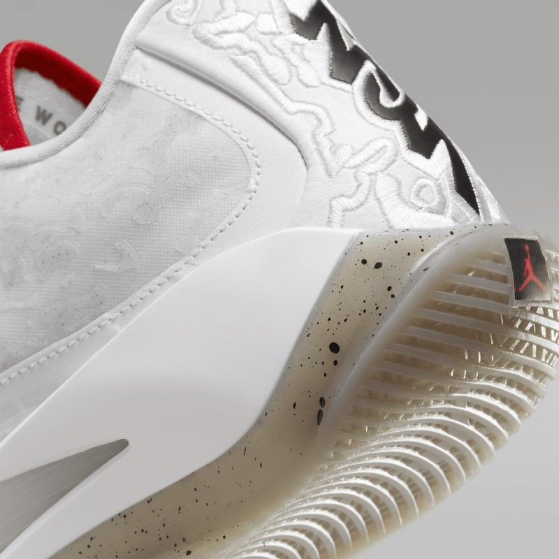 Nike Zion 3 